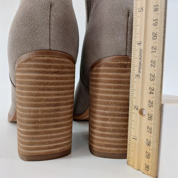 Marc Fisher Booties Mlommie Pointy Toe Boot Size 9 M - Picture 9 of 13
